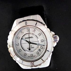 CHANEL watch cerámica White end diamond authentic J12